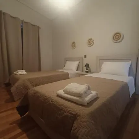 Apartment House Of Diamond Kirra