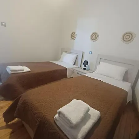 House Of Diamond * Kirra