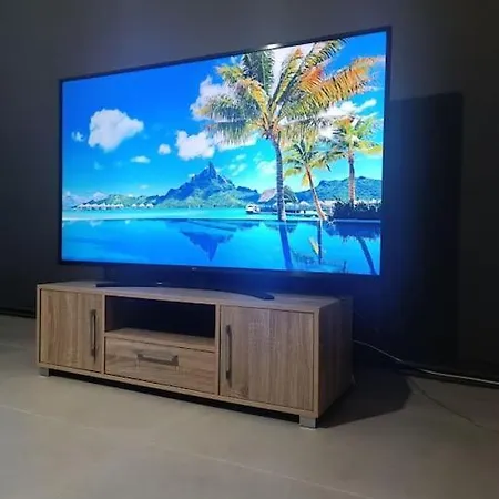 House Of Diamond Apartment Kirra